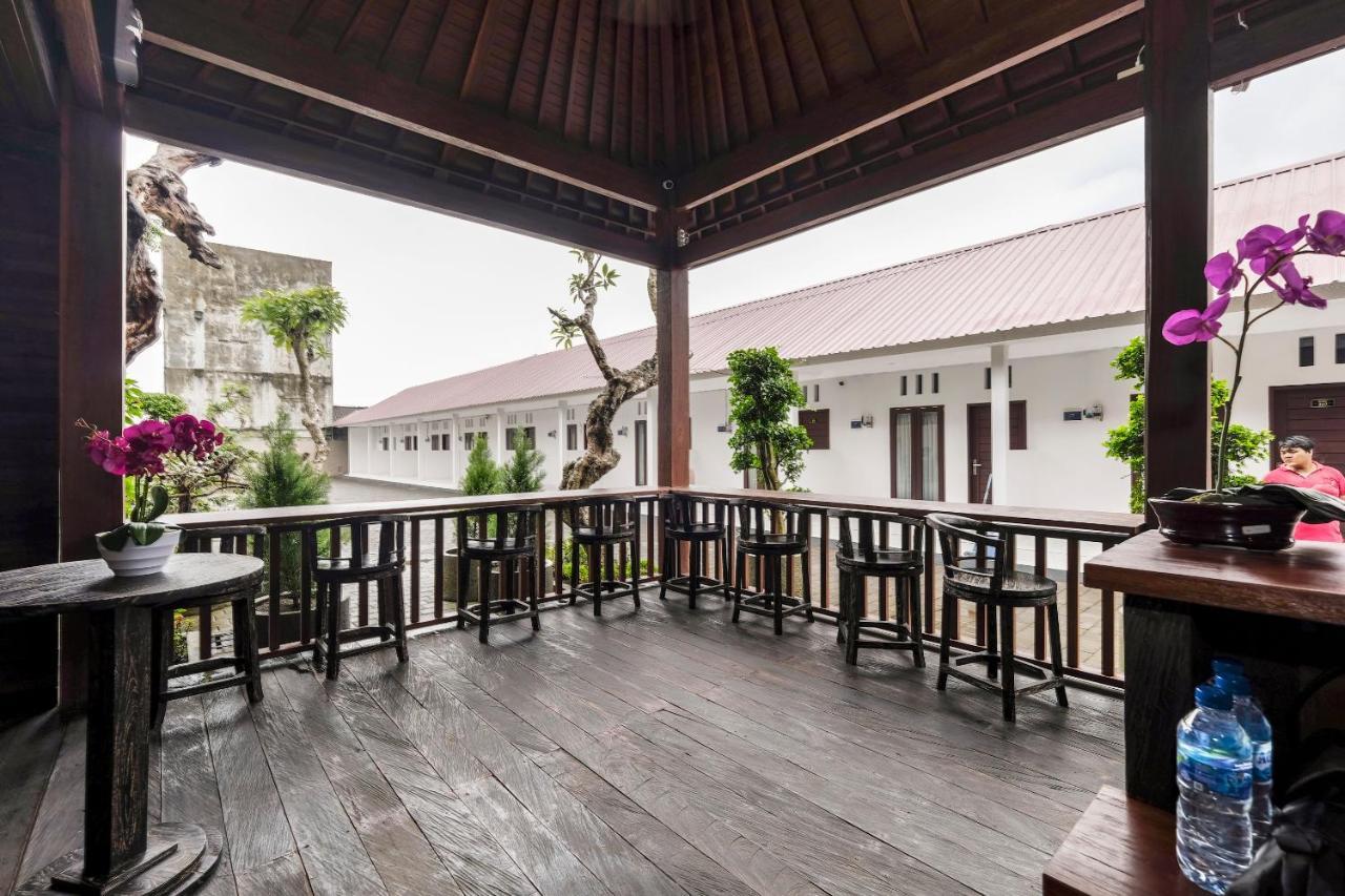 Sempidi Oyo 3716 Dijobi酒店 外观 照片